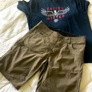 Kuhl khaki shorts size 32